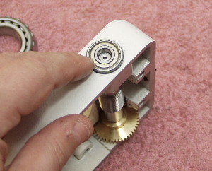 Replacing the second worm roller bearing