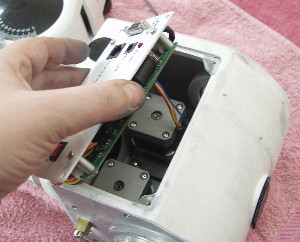 Removing the main board/motor cover (2)