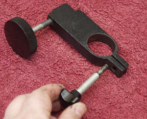 Removing the clutch / lock knob