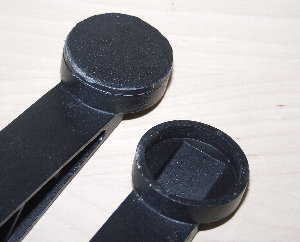 Missing rubber feet on mount