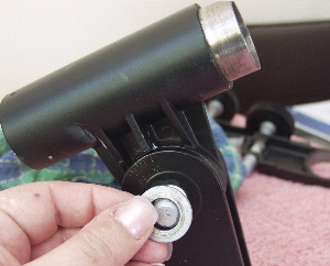 Replacing the altitude locking handle washer
